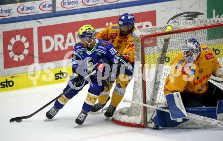 EBEL. Eishockey Bundesliga. EC VSV gegen Asiago Hockey.  Anthony Luciani,   (VSV),  Alexander Joseph Ierullo,  Marco De Filippo Roia,   (Asiago). Villach, am 26.9.2023
Foto: Kuess
www.qspictures.net
---
pressefotos, pressefotografie, kuess, qs, qspictures, sport, bild, bilder, bilddatenbank