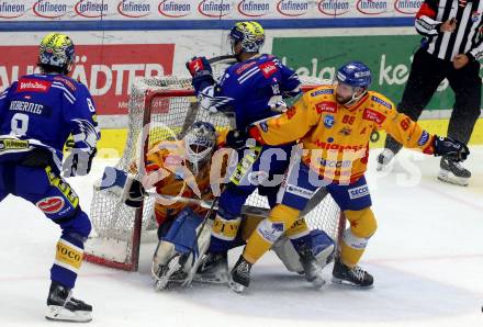 EBEL. Eishockey Bundesliga. EC VSV gegen Asiago Hockey.   Alex Wall,  (VSV), Marco De Filippo Roia, Michele Marchetti   (Asiago). Villach, am 26.9.2023
Foto: Kuess
www.qspictures.net
---
pressefotos, pressefotografie, kuess, qs, qspictures, sport, bild, bilder, bilddatenbank