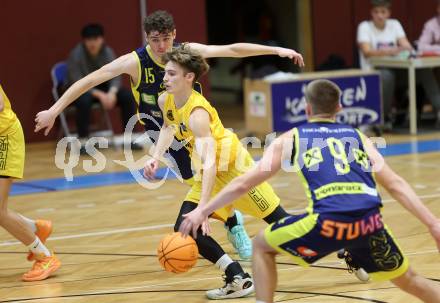 Basketball 2. Liga 2023/2024. Grunddurchgang 7. Runde.  Woerthersee Piraten gegen Future Team Steiermark.. Emilio Rozmann  (Piraten),    Leonhard Siegmund (Steiermark). Klagenfurt, am 17.11.2023.
Foto: Kuess
www.qspictures.net
---
pressefotos, pressefotografie, kuess, qs, qspictures, sport, bild, bilder, bilddatenbank