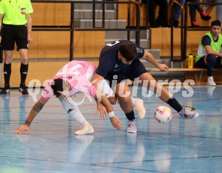 Futsal. Carinthia Flamengo Futsal Club gegen LPSV-Kaernten.  Yosifov Svetlozar Angelov  (C.F.F.C),  Dino Matoruga  (LPSV). Klagenfurt, 26.11.2023.
Foto: Kuess
www.qspictures.net
---
pressefotos, pressefotografie, kuess, qs, qspictures, sport, bild, bilder, bilddatenbank