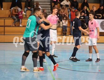 Futsal. Carinthia Flamengo Futsal Club gegen LPSV-Kaernten.  Jubel Alan Halilovic,  Samir Nuhanovic  (LPSV). Klagenfurt, 26.11.2023.
Foto: Kuess
www.qspictures.net
---
pressefotos, pressefotografie, kuess, qs, qspictures, sport, bild, bilder, bilddatenbank