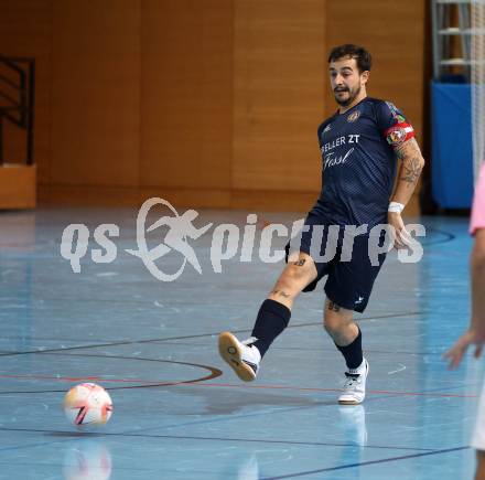 Futsal. Carinthia Flamengo Futsal Club gegen LPSV-Kaernten.  Nemanja Lukic (LPSV). Klagenfurt, 26.11.2023.
Foto: Kuess
www.qspictures.net
---
pressefotos, pressefotografie, kuess, qs, qspictures, sport, bild, bilder, bilddatenbank