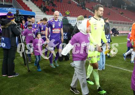 Fussball Bundesliga. SK Austria Klagenfurt gegen TSV Egger Glas Hartberg.  Phillip Menzel, Nicolas Wimmer (Klagenfurt).   Klagenfurt, am 4.12.2023.
Foto: Kuess
---
pressefotos, pressefotografie, kuess, qs, qspictures, sport, bild, bilder, bilddatenbank