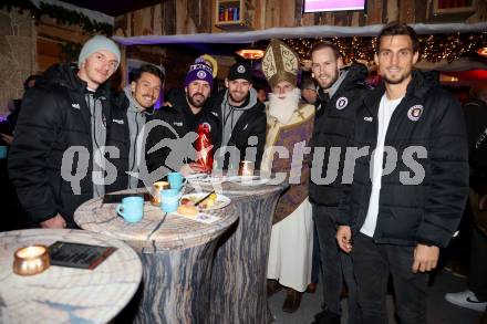 Fussball Bundesliga. SK Austria Klagenfurt. Nicolas Wimmer, Christopher Wernitznig, Sandro Zakany, Phillip Menzel, Marco Knaller, Thorsten Mahrer .. Klagenfurt, am 6.12.2023.
Foto: Kuess
---
pressefotos, pressefotografie, kuess, qs, qspictures, sport, bild, bilder, bilddatenbank