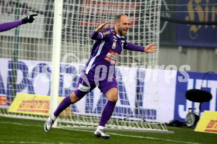 Fussball Bundesliga. SK Austria Klagenfurt gegen FK Austria Wien.  Torjubel Rico Benatelli  (Klagenfurt). Klagenfurt, am 9.12.2023.
Foto: Kuess
---
pressefotos, pressefotografie, kuess, qs, qspictures, sport, bild, bilder, bilddatenbank