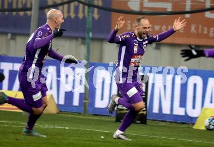 Fussball Bundesliga. SK Austria Klagenfurt gegen FK Austria Wien.  Torjubel Rico Benatelli, Nicolas Wimmer  (Klagenfurt). Klagenfurt, am 9.12.2023.
Foto: Kuess
---
pressefotos, pressefotografie, kuess, qs, qspictures, sport, bild, bilder, bilddatenbank