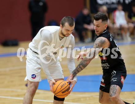 Basketball 2. Liga 2023/2024. Grunddurchgang 12. Runde.  KOS gegen Mattersburg Rocks.    Anton Marusic (KOS),   Petar Zivkovic (Mattersburg Rocks). Klagenfurt, am 16.12.12023.
Foto: Kuess
www.qspictures.net
---
pressefotos, pressefotografie, kuess, qs, qspictures, sport, bild, bilder, bilddatenbank