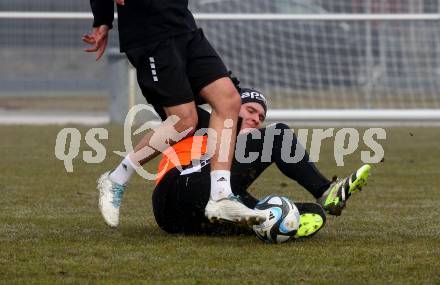 Fussball Bundesliga. Training SK Austria Klagenfurt.   Nicolas Binder . Klagenfurt, am 5.1.2024.
Foto: Kuess
www.qspictures.net
---
pressefotos, pressefotografie, kuess, qs, qspictures, sport, bild, bilder, bilddatenbank