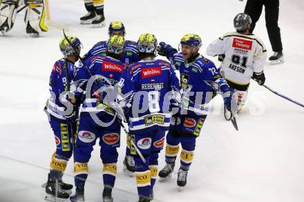 EBEL. Eishockey Bundesliga. EC VSV gegen HC Pustertal Woelfe.    Torjubel Mark Katic, Dylan Macpherson, Maximilian Rebernog, Andrew Desjardins, John Hughers (VSV). Villach, am 19.1.2024.
Foto: Kuess
www.qspictures.net
---
pressefotos, pressefotografie, kuess, qs, qspictures, sport, bild, bilder, bilddatenbank