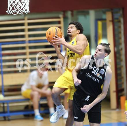 Basketball 2. Bundesliga. Woerthersee Piraten gegen Basket Flames. Marcus Holyfield (Piraten), Vincent Balau (Basket Flames). Klagenfurt, am 4.2.2024.
Foto: Kuess
---
pressefotos, pressefotografie, kuess, qs, qspictures, sport, bild, bilder, bilddatenbank