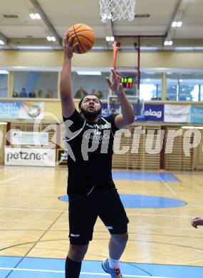 Basketball 2. Bundesliga. Woerthersee Piraten gegen Basket Flames. Dennis Ugodi (Basket Flames). Klagenfurt, am 4.2.2024.
Foto: Kuess
---
pressefotos, pressefotografie, kuess, qs, qspictures, sport, bild, bilder, bilddatenbank