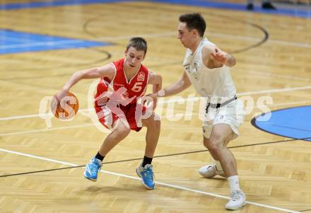Basketball 2. Liga 2023/2024. Grunddurchgang 17. Runde.  KOS gegen Upper Austrian Ballers   Niklas Michel (KOS),   Hannes Mueller (Austrian Ballers). Klagenfurt, am 10.2.2024.
Foto: Kuess

---
pressefotos, pressefotografie, kuess, qs, qspictures, sport, bild, bilder, bilddatenbank