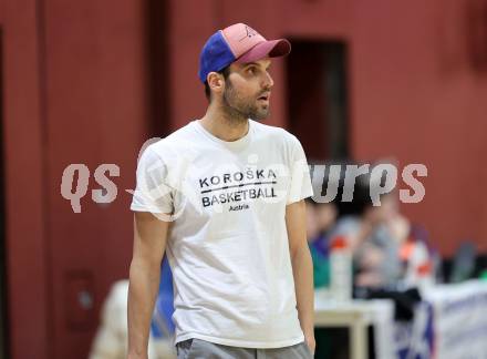 Basketball 2. Liga 2023/2024. Grunddurchgang 17. Runde.  KOS gegen Upper Austrian Ballers   Trainer  Dalibor Cevriz (KOS),   Klagenfurt, am 10.2.2024.
Foto: Kuess

---
pressefotos, pressefotografie, kuess, qs, qspictures, sport, bild, bilder, bilddatenbank
