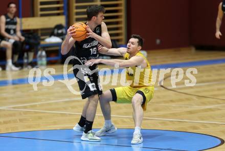 Basketball 2. Liga 2023/2024. Playoffs. VF-033.  Woerthersee Piraten gegen Guessing Blackbirds.  Jan-Arne Apschner  (Piraten),  Jakob Ernst   (Guessing). Klagenfurt, am 16.3.2024.
Foto: Kuess

---
pressefotos, pressefotografie, kuess, qs, qspictures, sport, bild, bilder, bilddatenbank