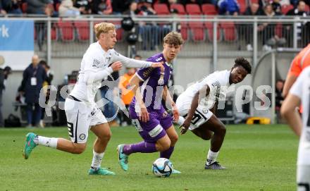 Fussball Bundesliga. SK Austria Klagenfurt gegen SK Puntigamer Sturm Graz.  Jannik Robatsch,  (Klagenfurt),  Niklas Geyrhofer (Graz).  Klagenfurt, am 17.3.2024.
Foto: Kuess
www.qspictures.net
---
pressefotos, pressefotografie, kuess, qs, qspictures, sport, bild, bilder, bilddatenbank
