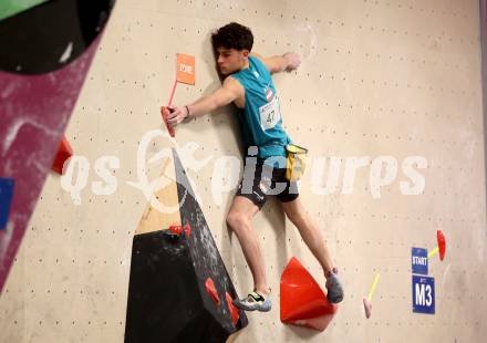 Klettern. Bouldern. Oesterreichische Meisterschaft. Timo Uznik. KLagenfurt, am 17.3.2024.
Foto: Kuess
www.qspictures.net
---
pressefotos, pressefotografie, kuess, qs, qspictures, sport, bild, bilder, bilddatenbank