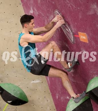 Klettern. Bouldern. Oesterreichische Meisterschaft. Jan-Luca Posch. KLagenfurt, am 17.3.2024.
Foto: Kuess
www.qspictures.net
---
pressefotos, pressefotografie, kuess, qs, qspictures, sport, bild, bilder, bilddatenbank