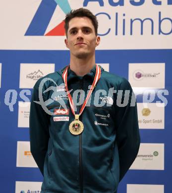 Klettern. Bouldern. Oesterreichische Meisterschaft. Jan-Luca Posch. KLagenfurt, am 17.3.2024.
Foto: Kuess
www.qspictures.net
---
pressefotos, pressefotografie, kuess, qs, qspictures, sport, bild, bilder, bilddatenbank