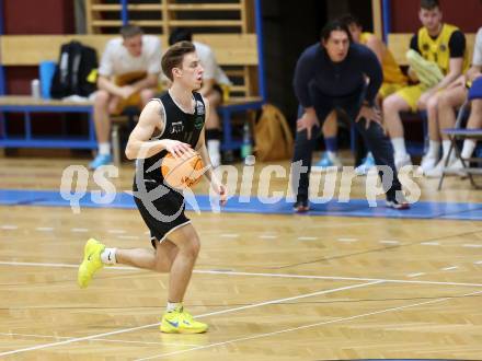 Basketball 2. Liga 2023/2024. Playoffs. SF-1.  Woerthersee Piraten gegen Union Deutsch Wagram Alligators.   Simon Marek  (Deutsch Wagram). Klagenfurt, am 23.3.2024.
Foto: Kuess

---
pressefotos, pressefotografie, kuess, qs, qspictures, sport, bild, bilder, bilddatenbank