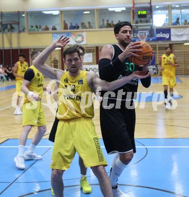 Basketball 2. Liga 2023/2024. Playoffs. SF-3.  Woerthersee Piraten gegen Union Deutsch Wagram Alligators.  Jan-Arne Apschner  (Piraten), Marko Kolaric   (Deutsch Wagram). Klagenfurt, am 6.4.2024.
Foto: Kuess
---
pressefotos, pressefotografie, kuess, qs, qspictures, sport, bild, bilder, bilddatenbank