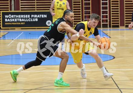 Basketball 2. Liga 2023/2024. Playoffs. SF-3.  Woerthersee Piraten gegen Union Deutsch Wagram Alligators.  Jernej Andolsek Heine  (Piraten),  Philip Konate  (Deutsch Wagram). Klagenfurt, am 6.4.2024.
Foto: Kuess
---
pressefotos, pressefotografie, kuess, qs, qspictures, sport, bild, bilder, bilddatenbank