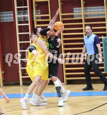 Basketball 2. Liga 2023/2024. Playoffs. SF-3.  Woerthersee Piraten gegen Union Deutsch Wagram Alligators.  Marin Sliskovic  (Piraten),  Marko Kolaric  (Deutsch Wagram). Klagenfurt, am 6.4.2024.
Foto: Kuess
---
pressefotos, pressefotografie, kuess, qs, qspictures, sport, bild, bilder, bilddatenbank
