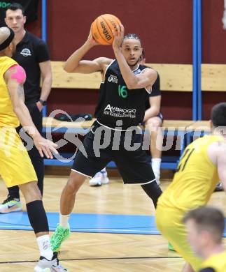 Basketball 2. Liga 2023/2024. Playoffs. SF-3.  Woerthersee Piraten gegen Union Deutsch Wagram Alligators.    Philip Konate  (Deutsch Wagram). Klagenfurt, am 6.4.2024.
Foto: Kuess
---
pressefotos, pressefotografie, kuess, qs, qspictures, sport, bild, bilder, bilddatenbank