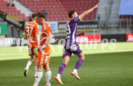 Fussball Bundesliga. SK Austria Klagenfurt gegen TSV Egger Glas Hartberg.  Torjubel Andrew Irving (Klagenfurt).  Klagenfurt, am 7.4.2024.
Foto: Kuess
www.qspictures.net
---
pressefotos, pressefotografie, kuess, qs, qspictures, sport, bild, bilder, bilddatenbank