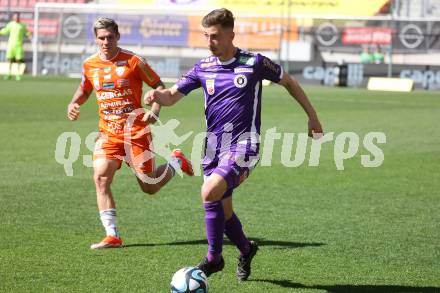 Fussball Bundesliga. SK Austria Klagenfurt gegen TSV Egger Glas Hartberg. Till Schumacher,  (Klagenfurt),   Dominik Frieser  (Hartberg).  Klagenfurt, am 7.4.2024.
Foto: Kuess
www.qspictures.net
---
pressefotos, pressefotografie, kuess, qs, qspictures, sport, bild, bilder, bilddatenbank