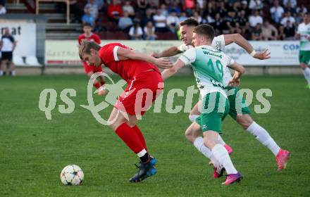 Fussball Unterliga Ost. Feldkirchen SV gegen Sirnitz. Jon Benkovic, Mirel Mujkic  (Feldkirchen),  Martin Hinteregger (Sirnitz). Feldkirchen, am 13.4.2024.
Foto: Kuess
www.qspictures.net
---
pressefotos, pressefotografie, kuess, qs, qspictures, sport, bild, bilder, bilddatenbank