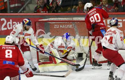 EBEL. Eishockey Bundesliga. EC KAC gegen Salzburg.  Matthew Fraser,  (KAC), Dennis Eamon Robertson, Atte Tolvanen  (Salzburg). Klagenfurt, am 19.4..2024.
Foto: Kuess
www.qspictures.net
---
pressefotos, pressefotografie, kuess, qs, qspictures, sport, bild, bilder, bilddatenbank