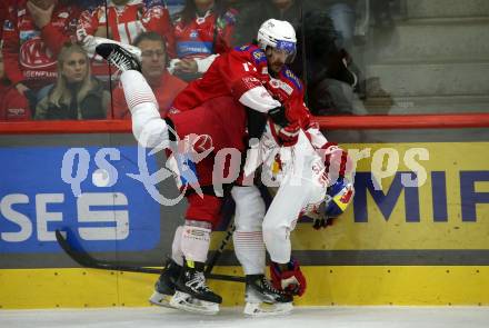 EBEL. Eishockey Bundesliga. EC KAC gegen Salzburg.Manuel Ganahl.,   (KAC), Ali Wukovits   (Salzburg). Klagenfurt, am 19.4..2024.
Foto: Kuess
www.qspictures.net
---
pressefotos, pressefotografie, kuess, qs, qspictures, sport, bild, bilder, bilddatenbank