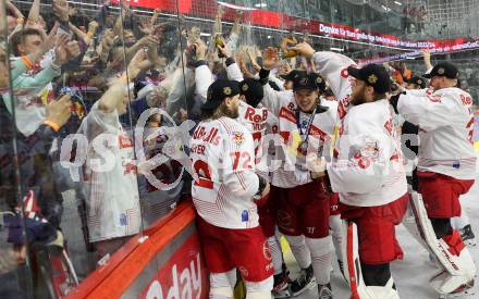 EBEL. Eishockey Bundesliga. EC KAC gegen Salzburg.  Meisterjubel  (Salzburg). Klagenfurt, am 19.4..2024.
Foto: Kuess
www.qspictures.net
---
pressefotos, pressefotografie, kuess, qs, qspictures, sport, bild, bilder, bilddatenbank