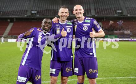 Fussball Bundesliga. SK Austria Klagenfurt gegen FC Red Bull Salzburg. Jubel Solomon Bonnah, Max Besuschkow, Nicolas Wimmer  (Klagenfurt).  Klagenfurt, am 24.4.2024.
Foto: Kuess
www.qspictures.net
---
pressefotos, pressefotografie, kuess, qs, qspictures, sport, bild, bilder, bilddatenbank