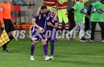 Fussball Bundesliga. SK Austria Klagenfurt gegen FC Red Bull Salzburg.  Torjubel Andrew Irving, Sinan Karweina (Klagenfurt).  Klagenfurt, am 24.4.2024.
Foto: Kuess
www.qspictures.net
---
pressefotos, pressefotografie, kuess, qs, qspictures, sport, bild, bilder, bilddatenbank