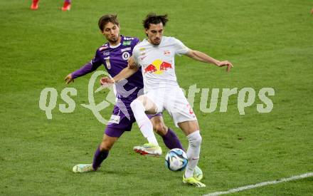 Fussball Bundesliga. SK Austria Klagenfurt gegen FC Red Bull Salzburg.  Thorsten Mahrer,  (Klagenfurt),  Roko Simic (Salzburg).  Klagenfurt, am 24.4.2024.
Foto: Kuess
www.qspictures.net
---
pressefotos, pressefotografie, kuess, qs, qspictures, sport, bild, bilder, bilddatenbank