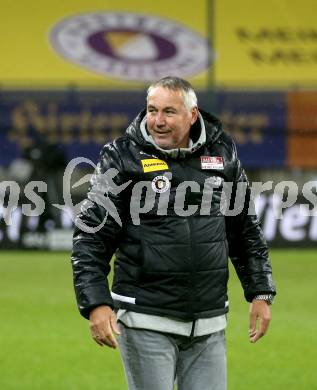 Fussball Bundesliga. SK Austria Klagenfurt gegen FC Red Bull Salzburg. Trainer Peter Pacult  (Klagenfurt).  Klagenfurt, am 24.4.2024.
Foto: Kuess
www.qspictures.net
---
pressefotos, pressefotografie, kuess, qs, qspictures, sport, bild, bilder, bilddatenbank