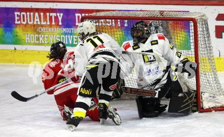 Eishockey. Promispiel. Klagenfurt gegen Villach.  Caecilia Fenzl-Reichel,  (Klagenfurt),  Isa Tschinder, Nina Geyer (Villach). KLagenfurt, am 27.4.2024.
Foto: Kuess
www.qspictures.net
---
pressefotos, pressefotografie, kuess, qs, qspictures, sport, bild, bilder, bilddatenbank
