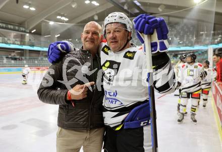 Eishockey. Promispiel. Klagenfurt gegen Villach.  Udo Wenders, Engelbert Linder. KLagenfurt, am 27.4.2024.
Foto: Kuess
www.qspictures.net
---
pressefotos, pressefotografie, kuess, qs, qspictures, sport, bild, bilder, bilddatenbank