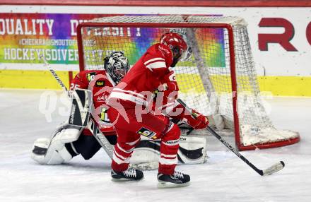 Eishockey. Promispiel. Klagenfurt gegen Villach.  Sandro Zakany, Sandra Klepp (Klagenfurt),    KLagenfurt, am 27.4.2024.
Foto: Kuess
www.qspictures.net
---
pressefotos, pressefotografie, kuess, qs, qspictures, sport, bild, bilder, bilddatenbank