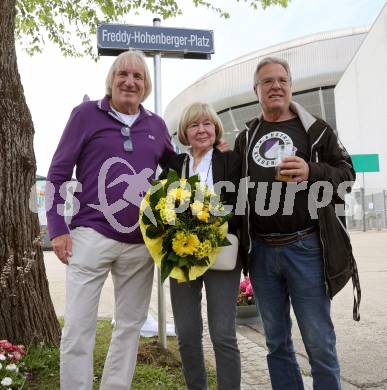 Fussball. SK Austria Klagenfurt. Einweihung Freddy-Hohenberger-Platz.  Helmut Koenig, Uschi Hohenberger. Klagenfurt, 5.5.2024.
Foto: Kuess
www.qspictures.net
---
pressefotos, pressefotografie, kuess, qs, qspictures, sport, bild, bilder, bilddatenbank