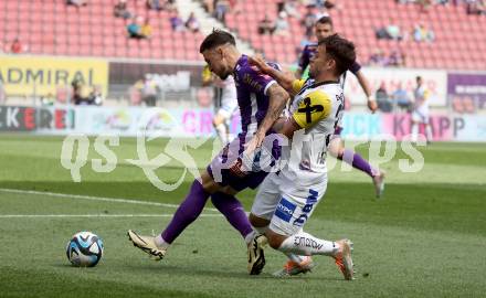 Fussball Bundesliga. SK Austria Klagenfurt gegen LASK.  Sinan Karweina, (Klagenfurt), Sascha Horvath   (LASK).  Klagenfurt, am 5.5.2024.
Foto: Kuess
www.qspictures.net
---
pressefotos, pressefotografie, kuess, qs, qspictures, sport, bild, bilder, bilddatenbank