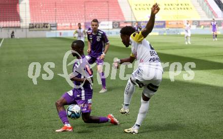 Fussball Bundesliga. SK Austria Klagenfurt gegen LASK.  Solomon Bonnah, (Klagenfurt),  George Bello  (LASK).  Klagenfurt, am 5.5.2024.
Foto: Kuess
www.qspictures.net
---
pressefotos, pressefotografie, kuess, qs, qspictures, sport, bild, bilder, bilddatenbank