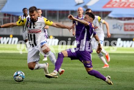 Fussball Bundesliga. SK Austria Klagenfurt gegen LASK. Sinan Karweina, (Klagenfurt), Filip Stojkovic    (LASK).  Klagenfurt, am 5.5.2024.
Foto: Kuess
www.qspictures.net
---
pressefotos, pressefotografie, kuess, qs, qspictures, sport, bild, bilder, bilddatenbank