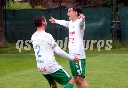 Fussball. Kaerntner Liga. Donau gegen SAK.  Torjubel Thomas Christian Tatschl, Maximilian Trappitsch (Donau).  Klagenfurt, 8.5.2024.
Foto: Kuess
www.qspictures.net
---
pressefotos, pressefotografie, kuess, qs, qspictures, sport, bild, bilder, bilddatenbank