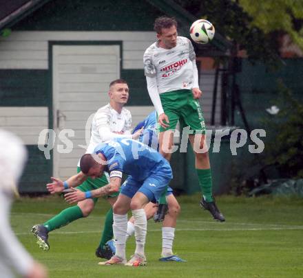 Fussball. Kaerntner Liga. Donau gegen SAK. Emil Jantscher (Donau),  Zoran Vukovic (SAK).  Klagenfurt, 8.5.2024.
Foto: Kuess
www.qspictures.net
---
pressefotos, pressefotografie, kuess, qs, qspictures, sport, bild, bilder, bilddatenbank
