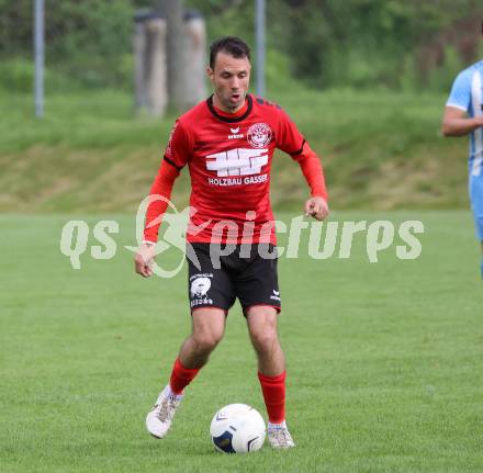 Fussball 1. KLasse C. Friesach gegen Ludmannsdorf.  Jure Skafar   (Ludmannsdorf). Friesach, am 25.5.2024.
Foto: Kuess
www.qspictures.net
---
pressefotos, pressefotografie, kuess, qs, qspictures, sport, bild, bilder, bilddatenbank
