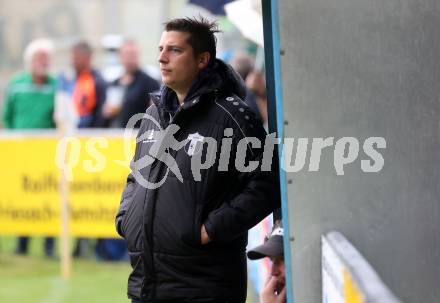 Fussball 1. KLasse C. Friesach gegen Ludmannsdorf. Trainer Kevin Hermann Schlosser (Friesach),   Friesach, am 25.5.2024.
Foto: Kuess
www.qspictures.net
---
pressefotos, pressefotografie, kuess, qs, qspictures, sport, bild, bilder, bilddatenbank