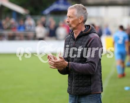 Fussball 1. KLasse C. Friesach gegen Ludmannsdorf. Trainer Wolfgang Andreas Eberhard  (Ludmannsdorf). Friesach, am 25.5.2024.
Foto: Kuess
www.qspictures.net
---
pressefotos, pressefotografie, kuess, qs, qspictures, sport, bild, bilder, bilddatenbank