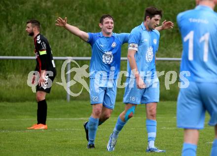 Fussball Unterliga West. Admira Villach gegen Lind.   Torjubel Rene Loeschnig, Daniel Ebner  (Lind). Villach, am 1.6.2024.
Foto: Kuess
www.qspictures.net
---
pressefotos, pressefotografie, kuess, qs, qspictures, sport, bild, bilder, bilddatenbank